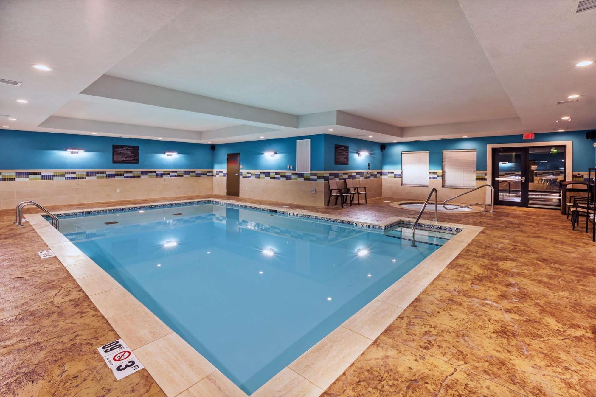 Hampton Inn & Suites Claremore Eksteriør bilde